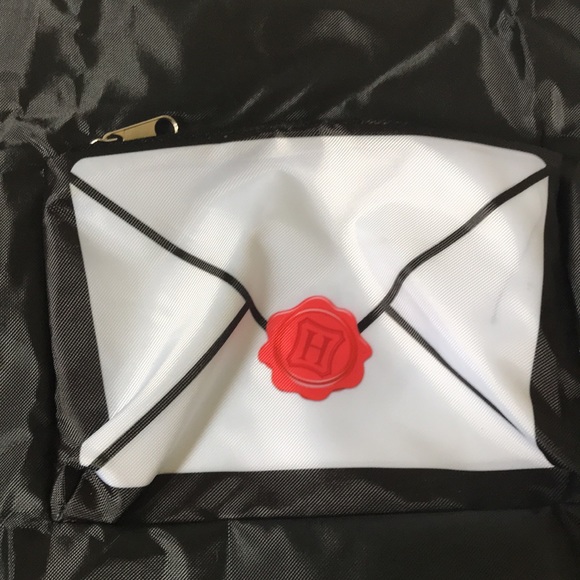 Harry Potter Hogwarts Tote Bag - Picture 2 of 5